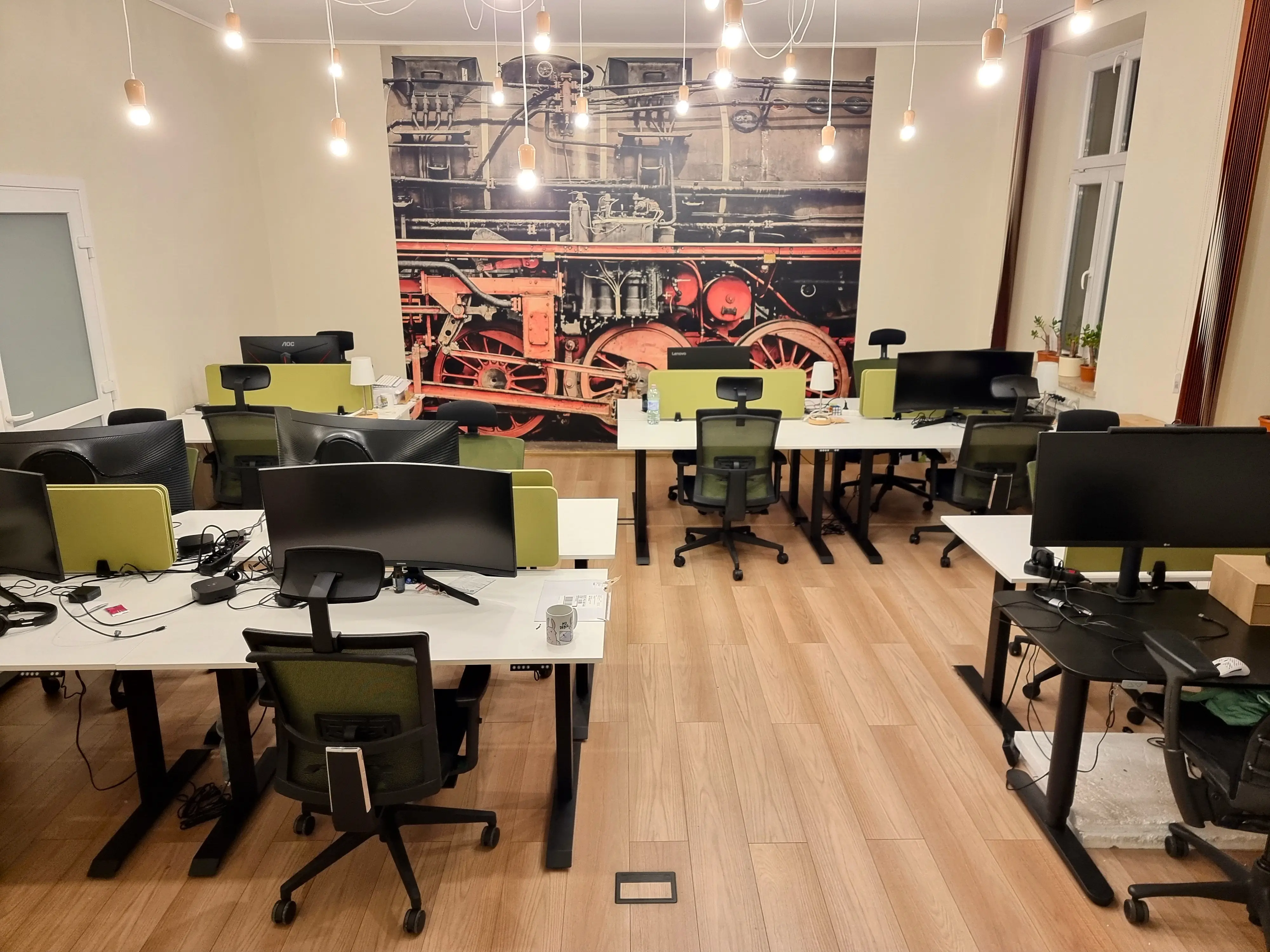 Gallery main photo