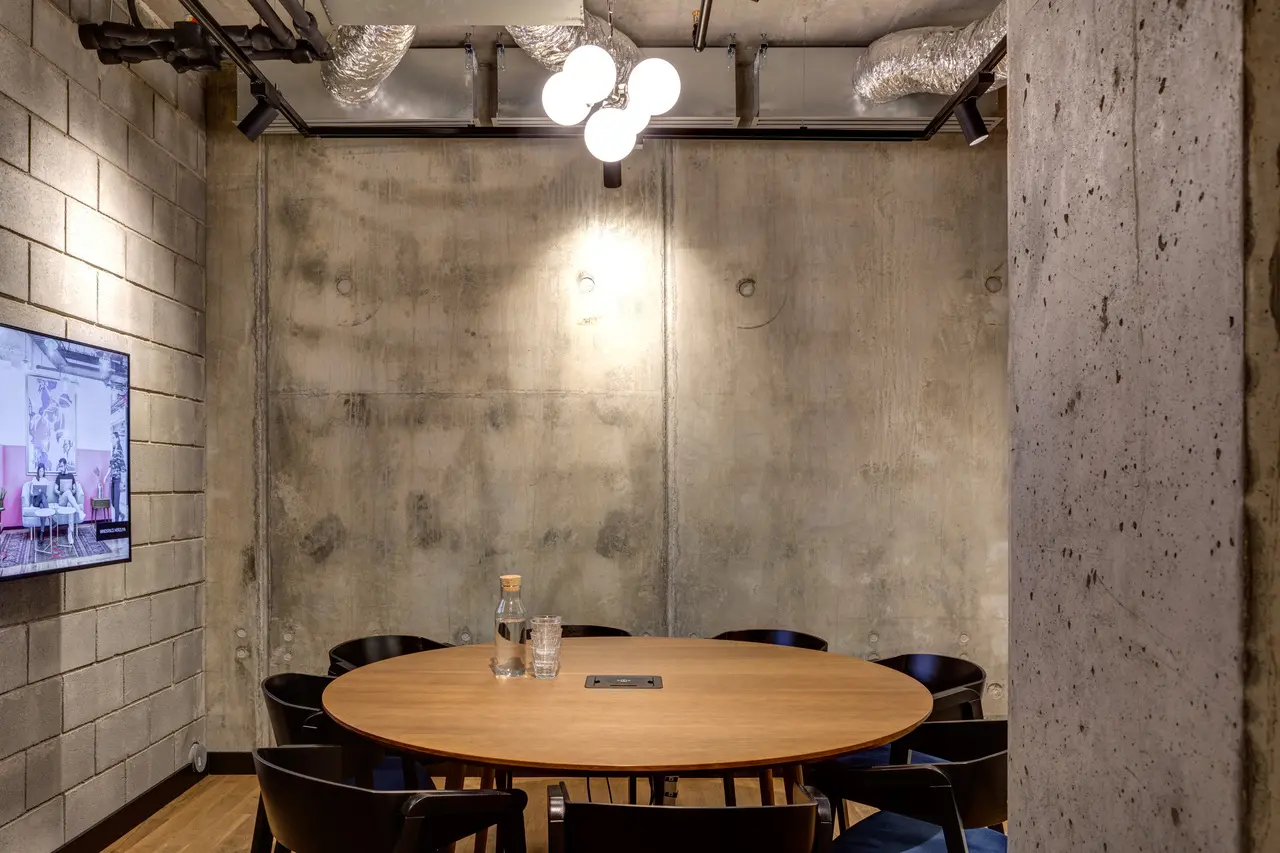Gallery photo