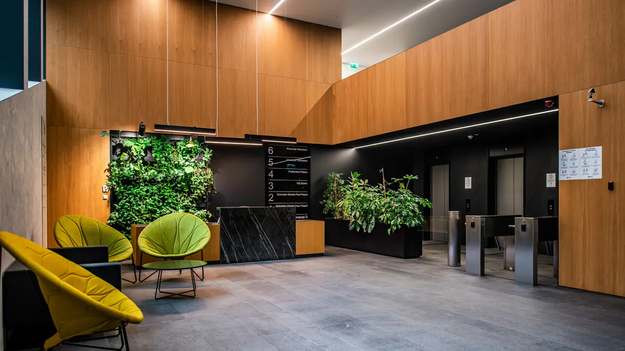 Gallery main photo