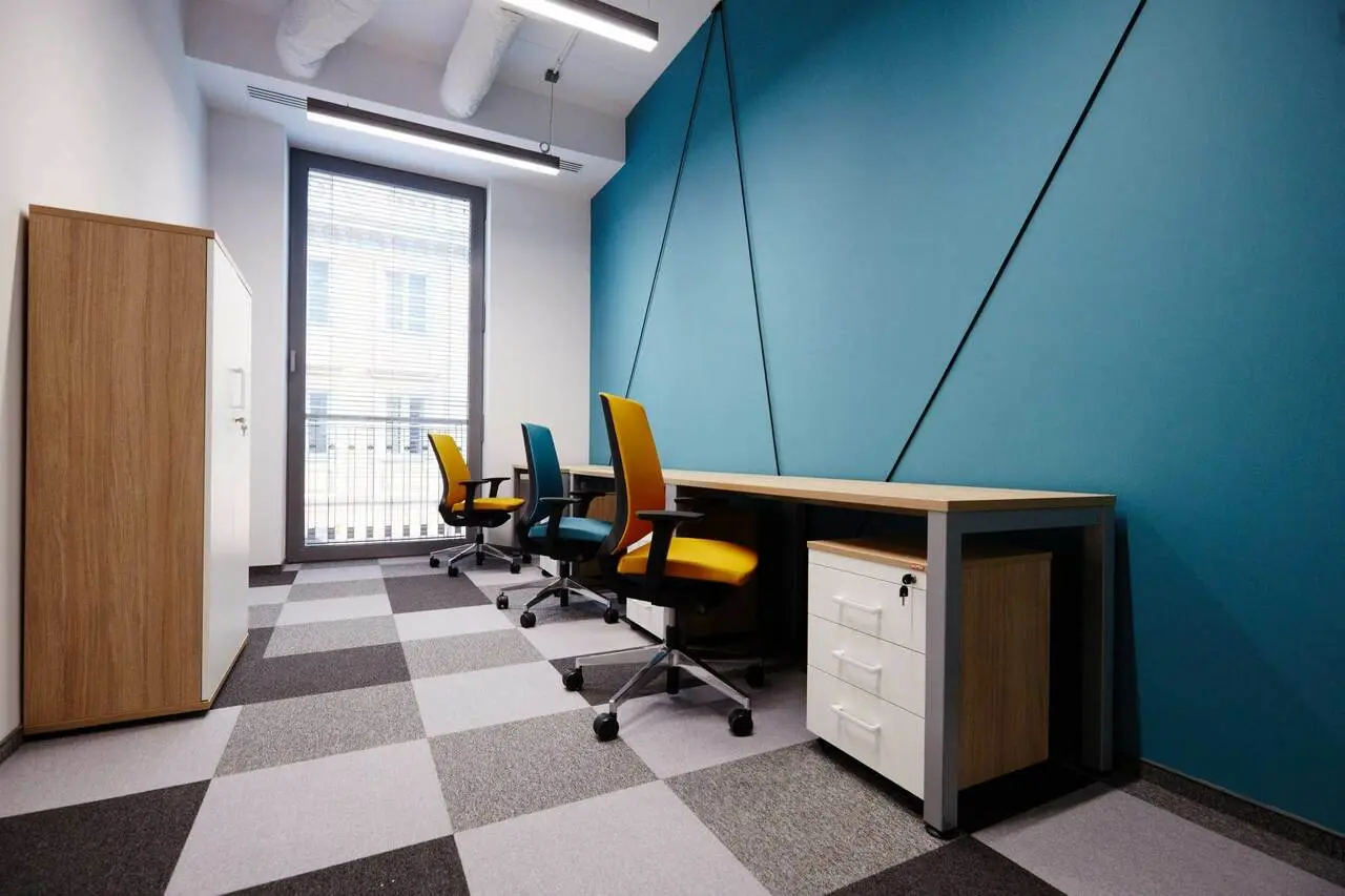Gallery main photo