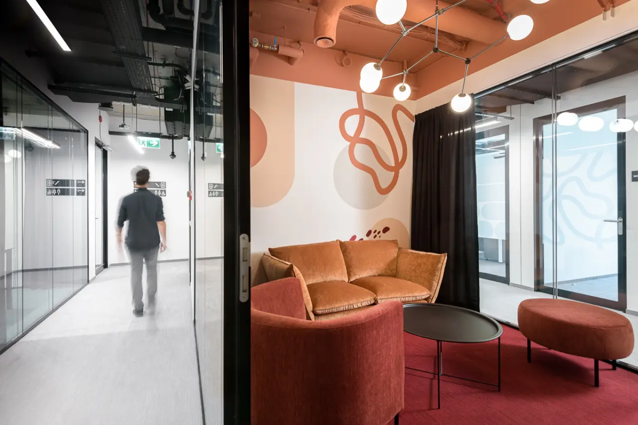 Gallery main photo