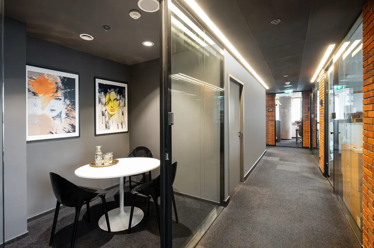 Gallery photo
