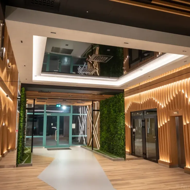 Renaissance Plaza Renaissance Plaza