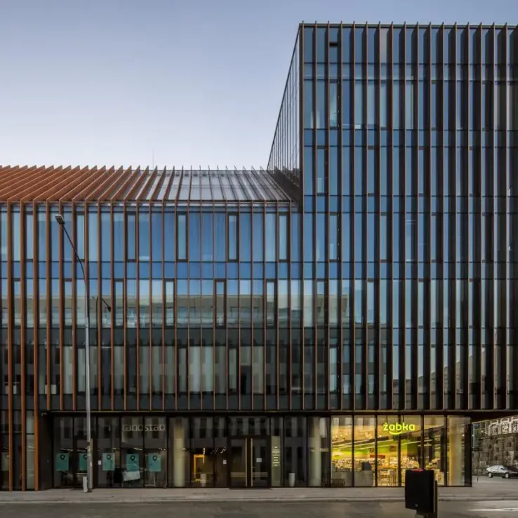 Komandorska 12 Komandorska 12