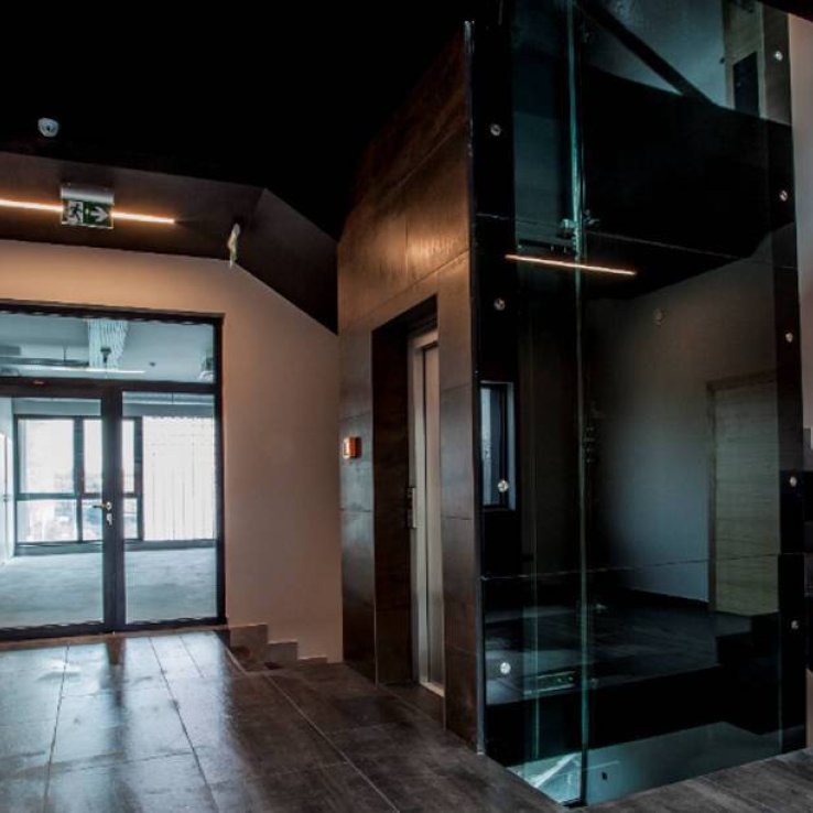 Portowa 8 Business Center B