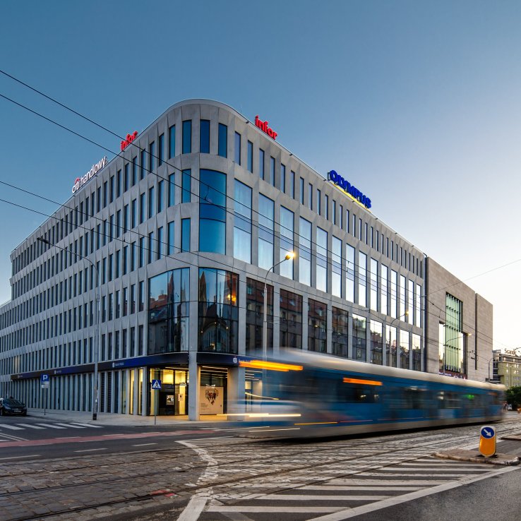 Retro Office House