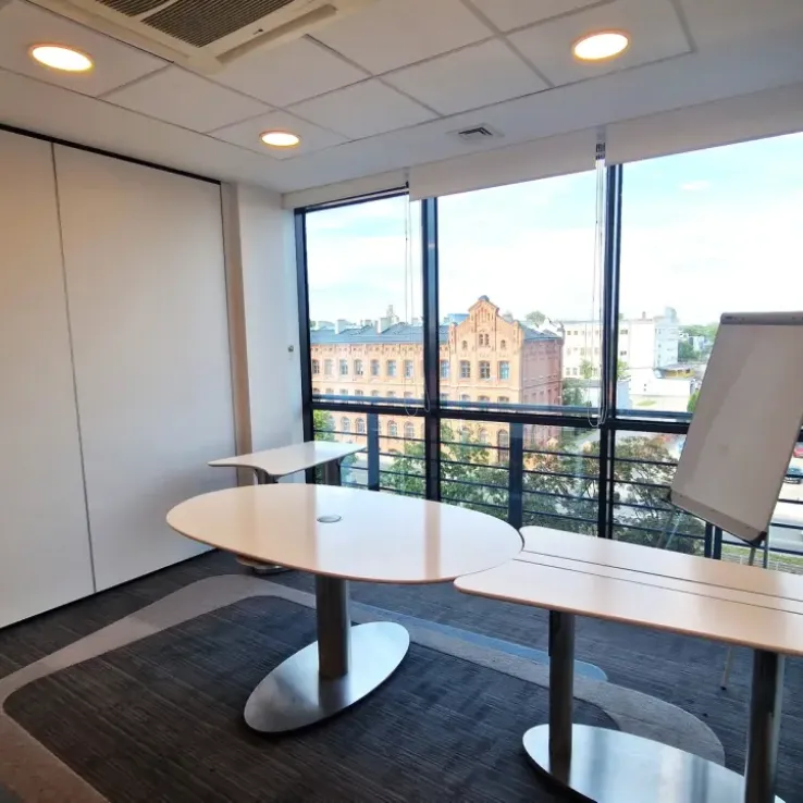 Centrum Biznesu Kopcińskiego 73/75 Centrum Biznesu Kopcińskiego 73/75