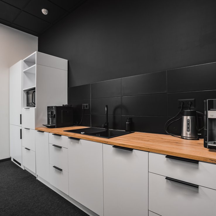 CH61 Office