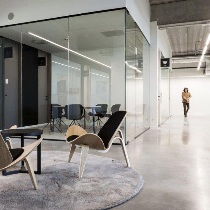 The Warsaw Hub B