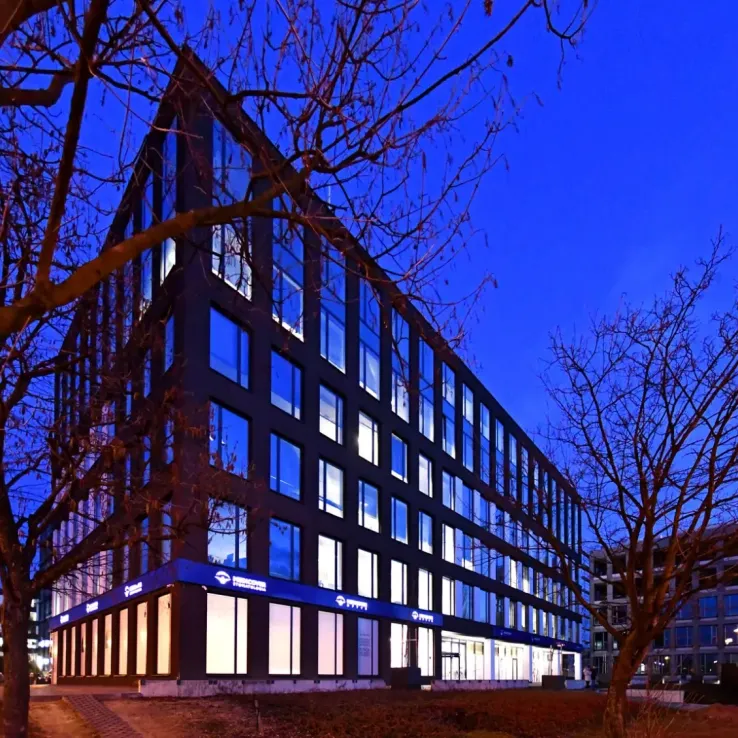 Cross Point B Cross Point B