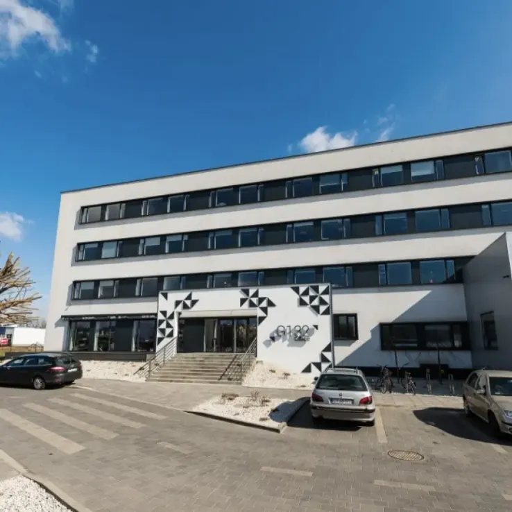 G132 Office