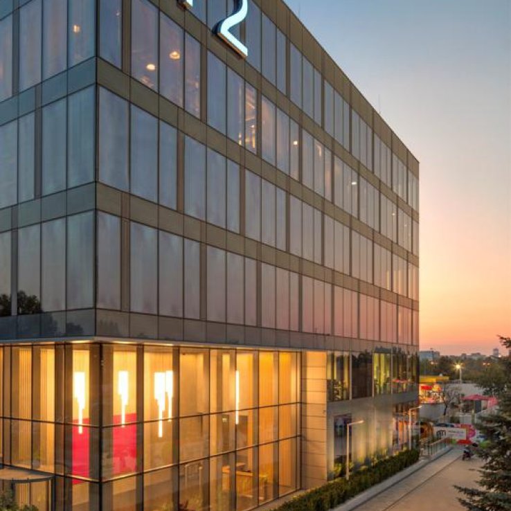 F2 Boutique Office