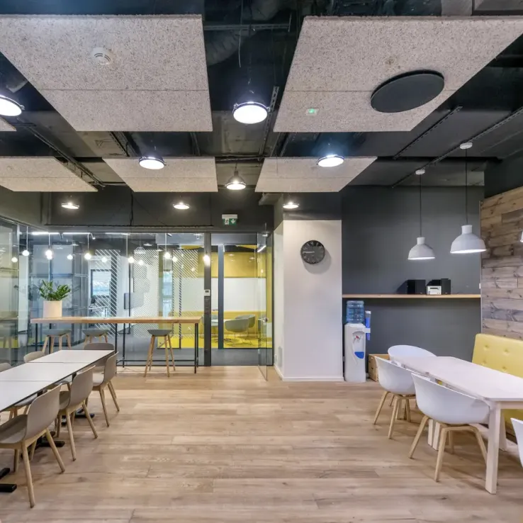 Promenada Business Center