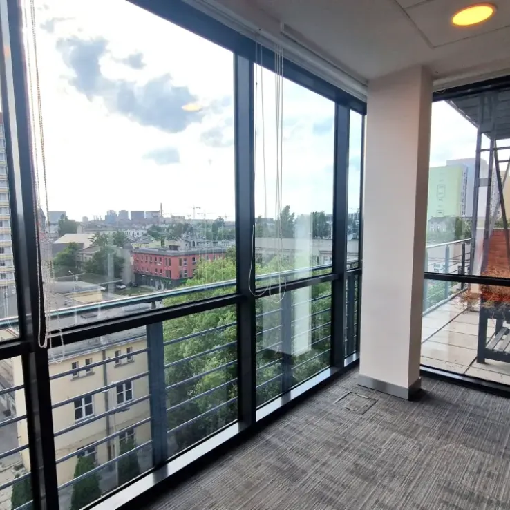 Centrum Biznesu Kopcińskiego 73/75 Centrum Biznesu Kopcińskiego 73/75