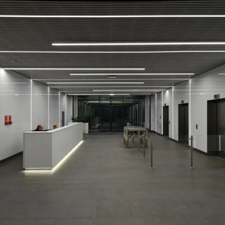 Cross Point B Cross Point B