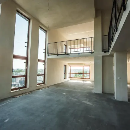 Solec Residence