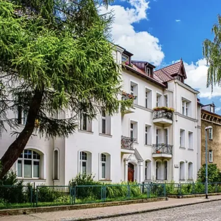 Małachowskiego 8