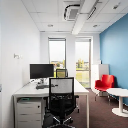 Lastadia Office