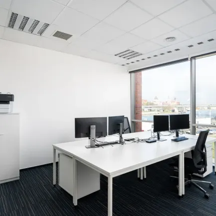 Lastadia Office