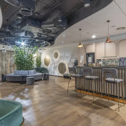 The Warsaw Hub B