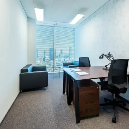 The Warsaw Hub B