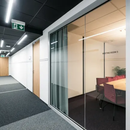 Aquarius Business House (phase 1)