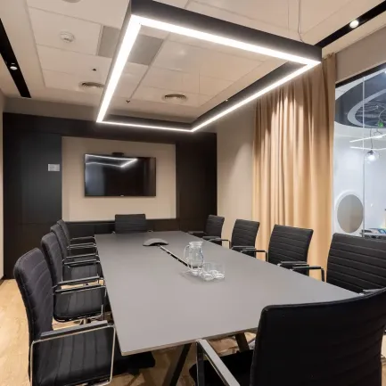 The Warsaw Hub B