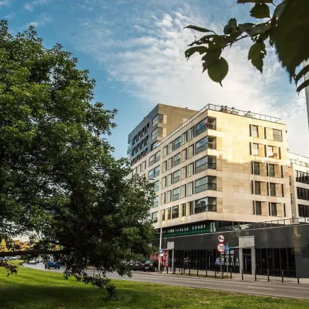 Solec Residence