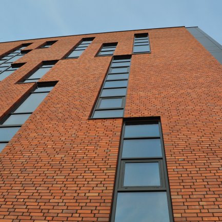 Centrum Biznesu Kopcińskiego 79