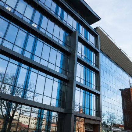 Centrum Biznesu Kopcińskiego 79