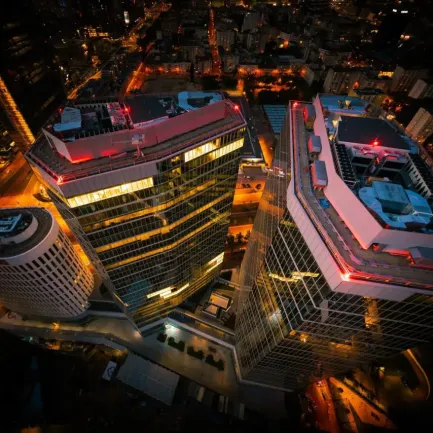 The Warsaw Hub B
