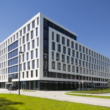Business Garden Warszawa - Budynek 4