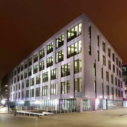 Skalar Office Center
