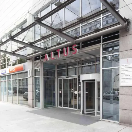 Altus