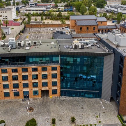 Centrum Biznesu Kopcińskiego 73/75